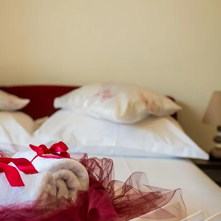 Апартаменты Aura - Comfort 6 With Shared Swimming Pool *