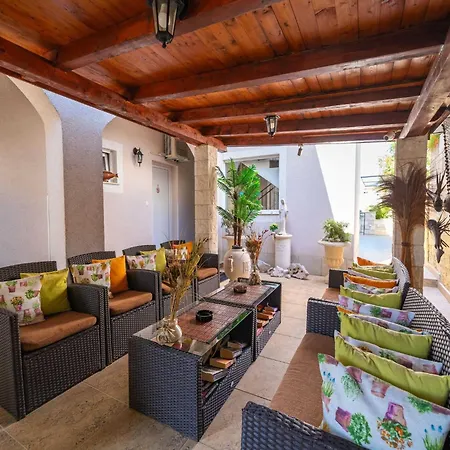 Aura - Comfort 6 With Shared Swimming Pool * Dubrovnik