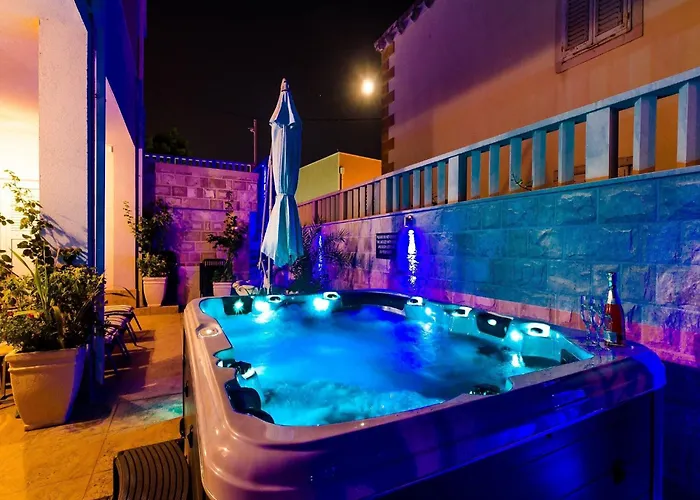 Aura - Comfort 6 With Shared Swimming Pool Διαμέρισμα Ντουμπρόβνικ